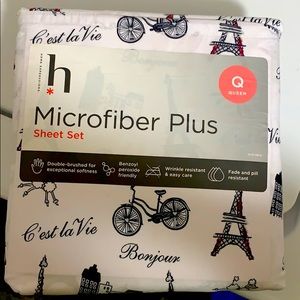 Microfiber Queen Sheet Set